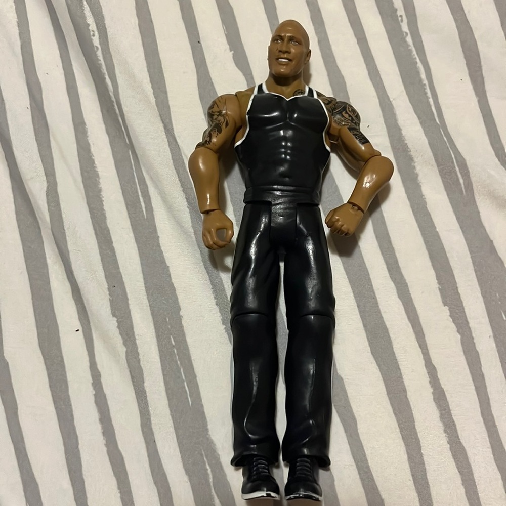 WWE 2017 Dwayne Johnson The Rock action figure